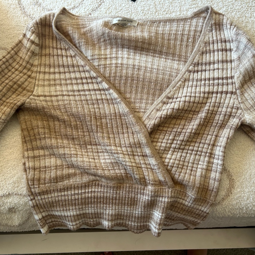 American Eagle long sleeve